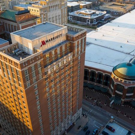 Marriott St. Louis Grand Hotel Exterior photo