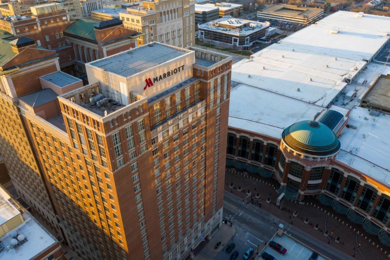 Marriott St. Louis Grand Hotel Exterior photo